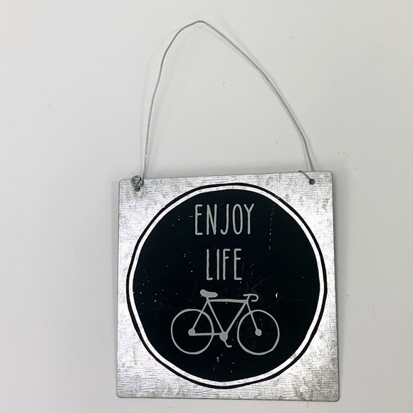 Galvanized Metal Hanging Plaque Enjoy Life - Picture 1 of 8